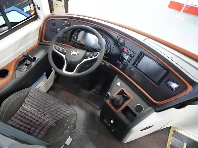 The relationship between bus dashboard and PU foam